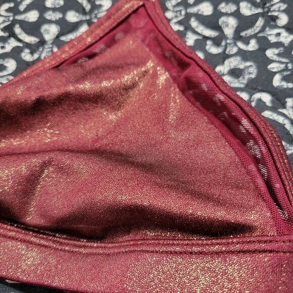 NWOT VS PINK Maroon Gold Shimmer Triangle Mesh Workout Athletic Unlined Bralette - Picture 2 of 6